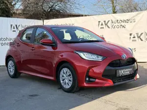Toyota Yaris 1.5 Dual-VVT-iE (Hybrid) *KAMERA*LED* FAHRASS-PAKE Bild 4