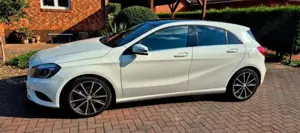 Mercedes-Benz A 180 A-Klasse (BlueEFFICIENCY) Style