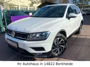 Volkswagen Tiguan Sound 1.4 TSI DSG *LED*AHK*SCHECKHEFT