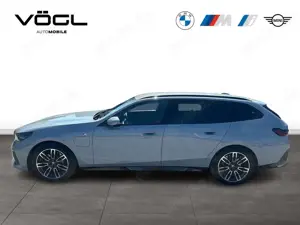 BMW 530 e xDrive Touring M Sportpaket Pro Harman Kardon Tr Bild 2