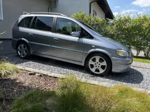 Opel Zafira Bild 4