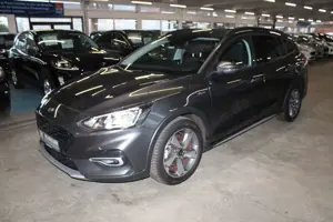 Ford Focus Active Turnier LED NAVI WinterPaket CAM