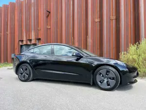 Tesla Model 3 Bild 3