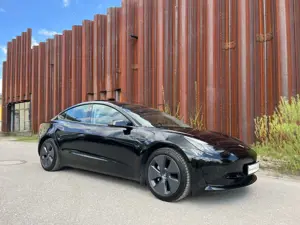 Tesla Model 3 Bild 5