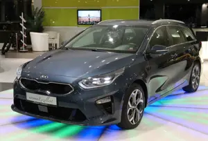 Kia Ceed SW / cee'd SW SW*LEDER*NAVI*LED*SHZ*ALU*PDC*