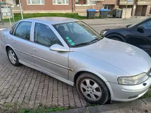 Opel Vectra Vectra 1.6 b