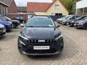 Dacia Sandero Bild 2