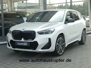 BMW X1 xDrive30 M Sportp. ACC°AHK°Parkass.°Ad.LED