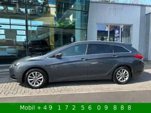 Hyundai i40 cw blue Trend 1,7 CRDI 1.Hd