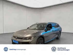 Volkswagen Passat R-Line 2,0 l TDI 4MOTION DSG AHK Harman Kar