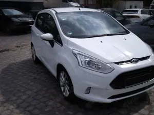 Ford B-Max B-MAX Titanium