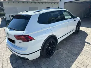Volkswagen Tiguan Allspace 2.0 TDI SCR 4Motion DSG R-Line Bild 4