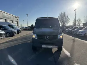 Mercedes-Benz Sprinter Bild 2
