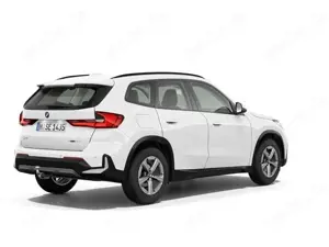 BMW X1 sDrive20i Steptronic Premium Paket AHK Bild 5