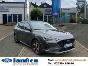 Ford Focus Turnier Active X Panor Navi LED ACC El. Heckklappe