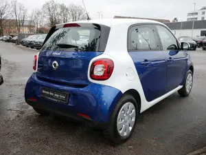 smart forFour 66 kW turbo Style Night Leder SHZ Bild 4