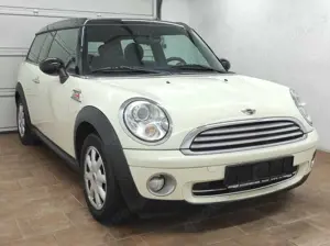 MINI Cooper Clubman 1.6 KLIMAA XENON BC TEMP PDC ALLWETTER PANO 6-GANG Bild 4