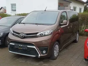 Toyota Proace Verso L1 * Team Deutschland * Executive