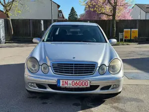 Mercedes-Benz E 270 CDI ELEGANCE/Autmatik/Navi/3.ZonenKlima Bild 4