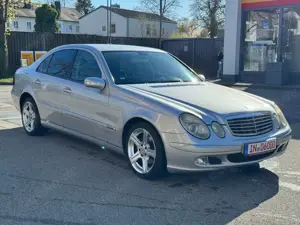 Mercedes-Benz E 270 CDI ELEGANCE/Autmatik/Navi/3.ZonenKlima