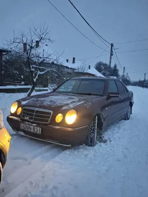 Mercedes-Benz E 290 TD Elegance