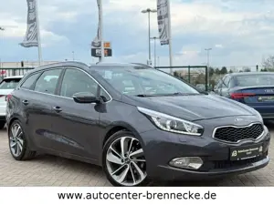 Kia Ceed / cee'd *Automatik*Kamera*8-fach bereift*
