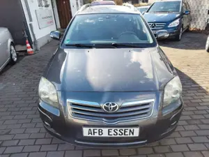 Toyota Avensis Combi - Scheckheft-Inspektion+ TÜV neu Bild 4