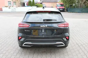 Kia XCeed Vision 1.6T-GDI Automatik Bild 3