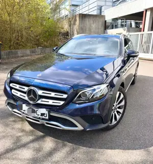 Mercedes-Benz E 220 4Matic All-Terrain  Multibeam Airmatic TOP