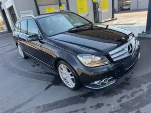 Mercedes-Benz C 250 T CDI  4Matic Navi*Leder*AHK*Kamera*Shz*17