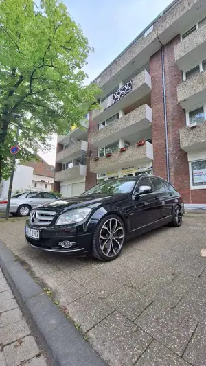 Mercedes-Benz 320 Avantgarde
