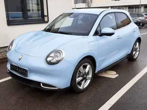 Ora Funky Cat Funky Cat 300 Pro 300 48 kWh LED Kamera Volldigita