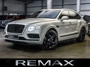 Bentley Bentayga 6.0 W12 Mulliner 4WD / 4 Seats /Rear TV