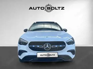 Mercedes-Benz GLA 200 ENp 55000 Night Pano Winter P Kam. Spur Bild 2