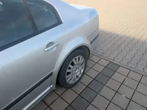 Skoda Superb 2.0 Bild 5