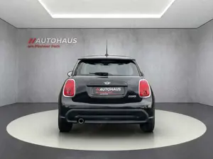 MINI Cooper C lass.Trim Aut-HUD-Pano-Kam-LED-Leder-VC Bild 4