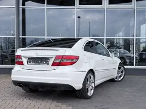 Mercedes-Benz C 180 K Panorama 2xPDC 18Zoll Scheckheft CL 180 Bild 4