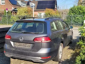 Volkswagen Golf Variant Golf Variant 2.0 TDI SCR DSG Comfortline Bild 3