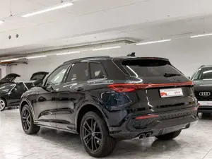 Audi Q5 TDI quattro 150 kW S line AHK Pano Tech-plus Bild 5