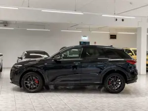 Audi Q5 TDI quattro 150 kW S line AHK Pano Tech-plus Bild 4