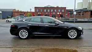 Tesla Model S Bild 5
