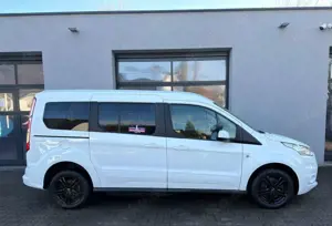 Ford Tourneo Connect Connect Aut. Rollstuhlrampe Paravan Seiteneinstieg Bild 5