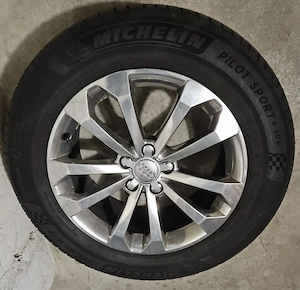 Original Audi Q5 18" Sommer Kompletträder Allufelgen hochglanzverdichtet Reifen Michelin 235 60 R18