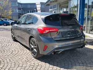 Ford Focus ST Styling-Paket Performance-P. Techno.P. Bild 4