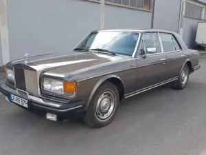 Rolls-Royce Silver Spirit