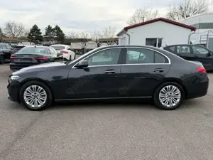 Mercedes-Benz C 220 d Lim. Avantgarde *Keyless-Go+AHK+Ambiente Bild 3