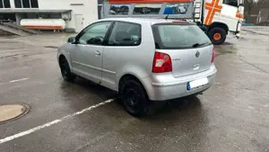 Volkswagen Polo 1.4 55 kW Basis Radio ZV EFH 8 fach Bild 3