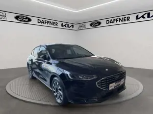 Ford Focus Titanium X 1.0 EcoBoost Mild-Hybrid EU6e