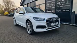 Audi Q5 2.0TFSi quattro S LINE - VIRTUAL - AHK -