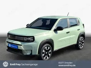 Fiat Grande Panda Hybrid 1.2 eDCT Navi , Cam, Business